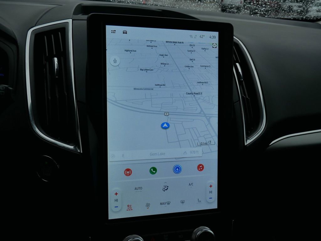 Certified 2024 Ford Edge Titanium w/ Equipment Group 301A image 22