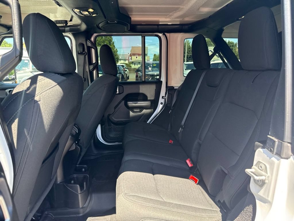 Used 2021 Jeep Wrangler Unlimited Sport AWD/4WD image 15