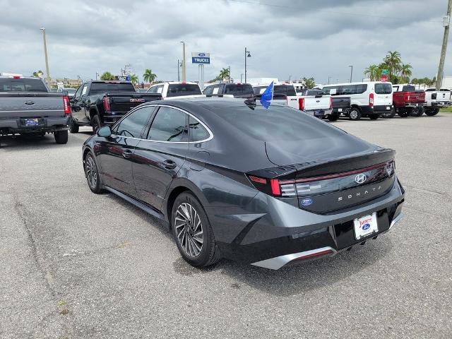 Used 2026 Hyundai Sonata Limited FWD image 4