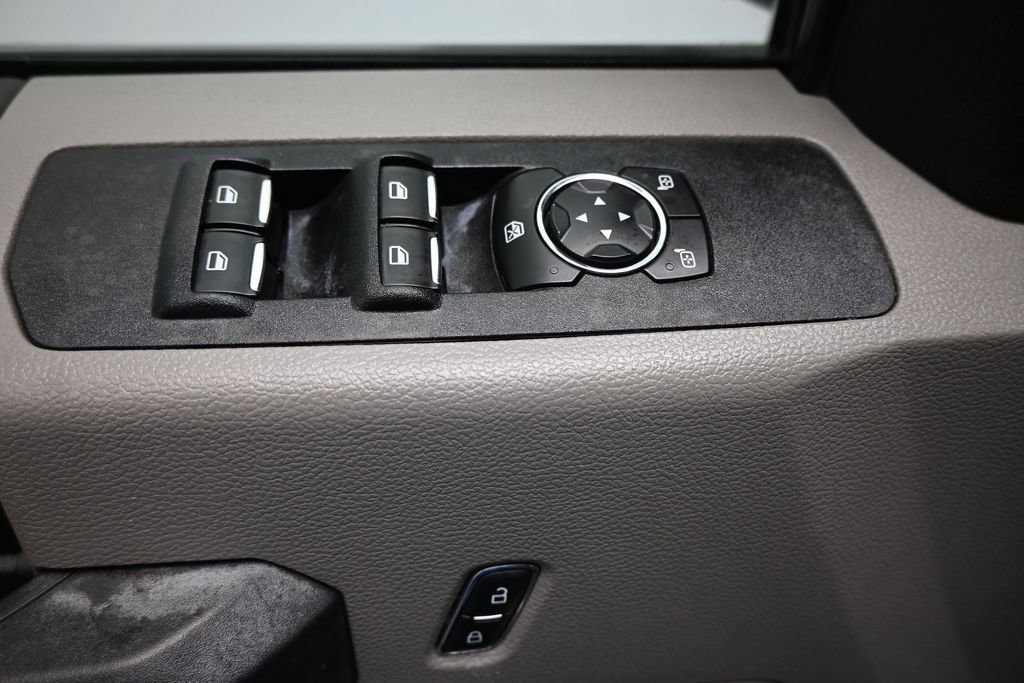 Certified 2020 Ford F250 XL w/ Power Equipment Group RWD image 11