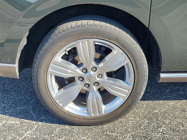 Certified 2022 Ford Expedition Max King Ranch image 5