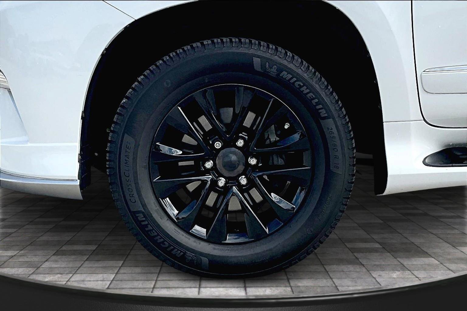 Used 2019 Lexus GX 460 Premium image 26