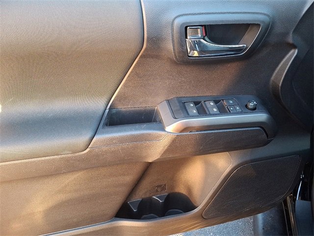 Used 2023 Toyota Tacoma TRD Sport image 13