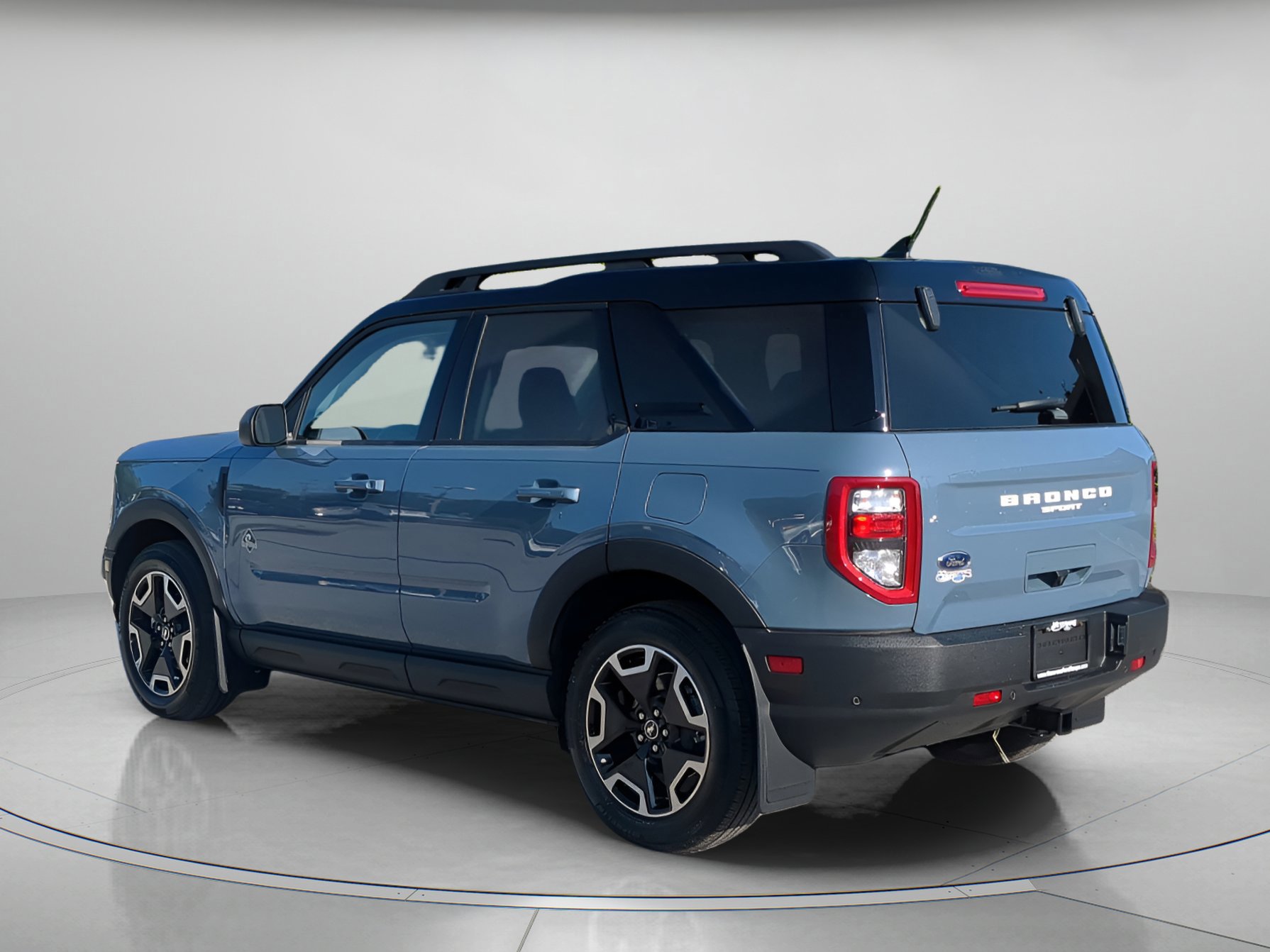 Certified 2024 Ford Bronco Sport Outer Banks w/ Tech Package image 17