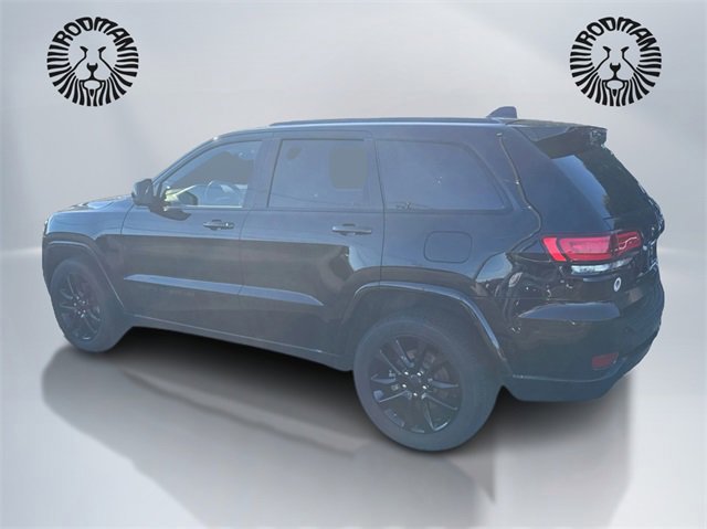 Used 2021 Jeep Grand Cherokee Laredo X image 3