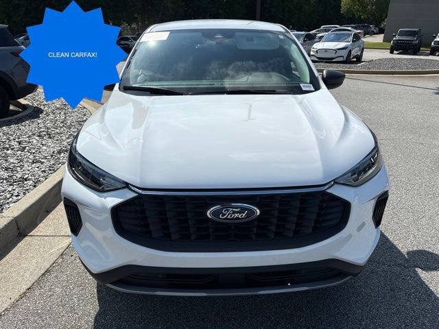 Certified 2025 Ford Escape Active FWD image 3