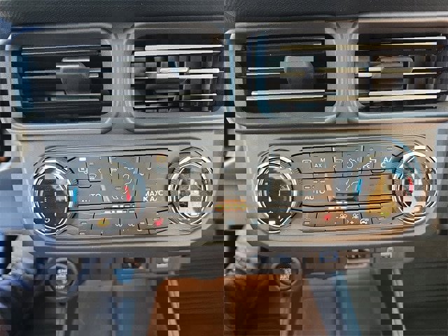 Certified 2023 Ford Maverick Lariat w/ Lariat Luxury Package image 19