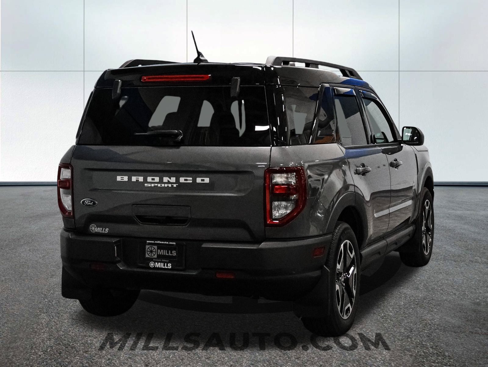 Certified 2024 Ford Bronco Sport Outer Banks w/ Tech Package AWD/4WD image 7