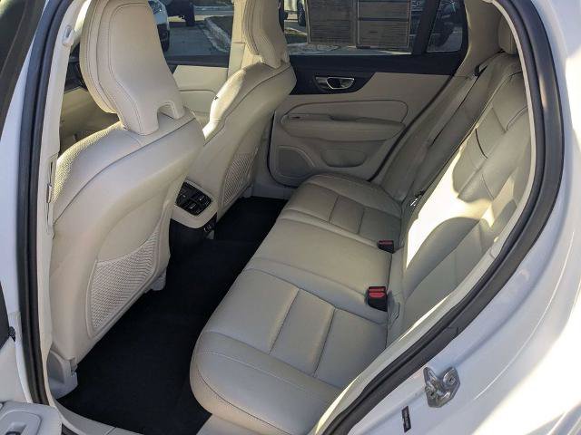 Used 2020 Volvo V60 T5 Inscription FWD image 13