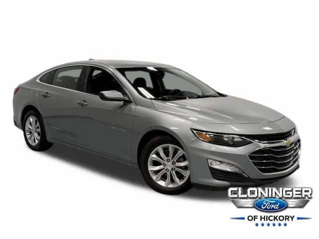 Used 2025 Chevrolet Malibu LT FWD image 1