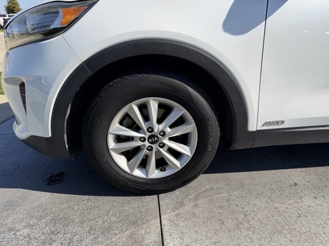 Used 2019 Kia Sorento LX image 6