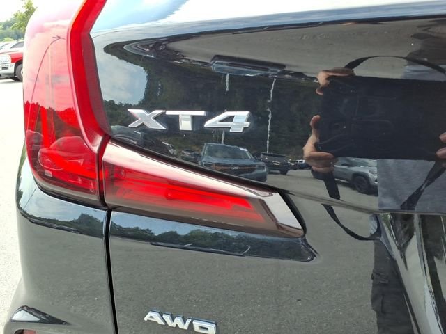 Used 2024 Cadillac XT4 Premium Luxury AWD/4WD image 11
