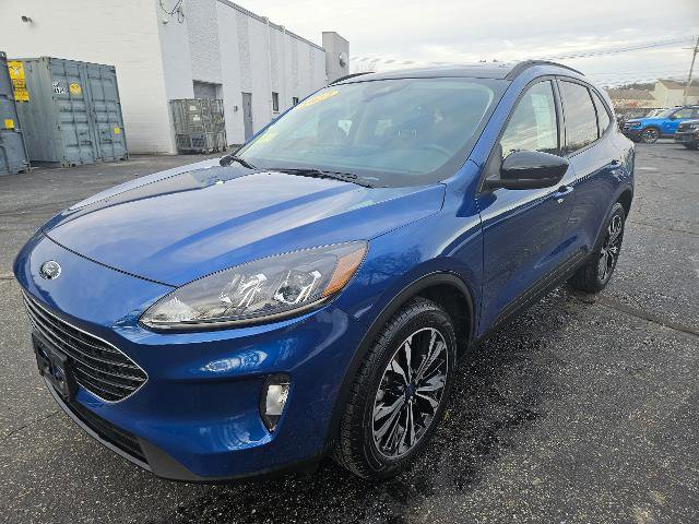 Certified 2022 Ford Escape SEL w/ SEL Stealth AWD Package image 7