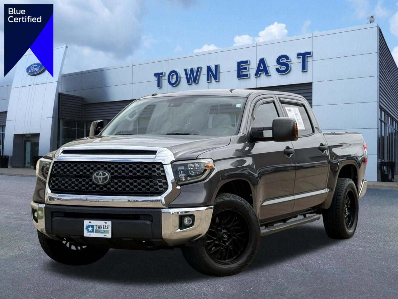 Used 2019 Toyota Tundra SR5 w/ TRD Off Road Package image 1