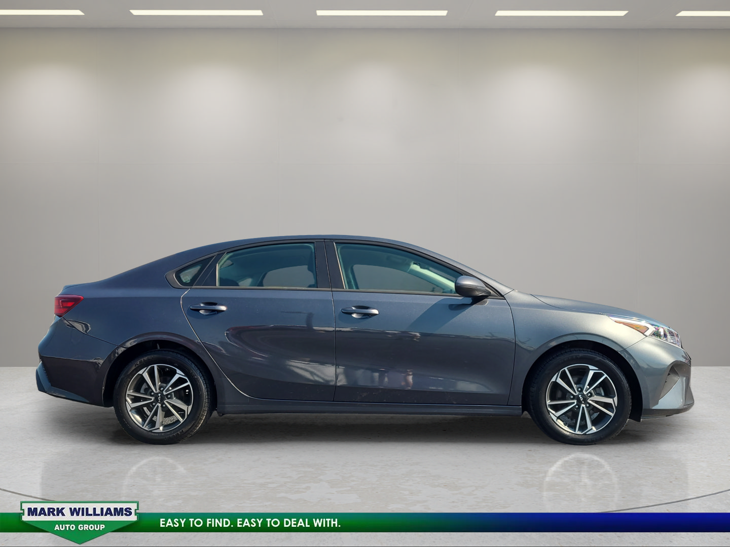 Used 2023 Kia Forte LXS FWD image 2