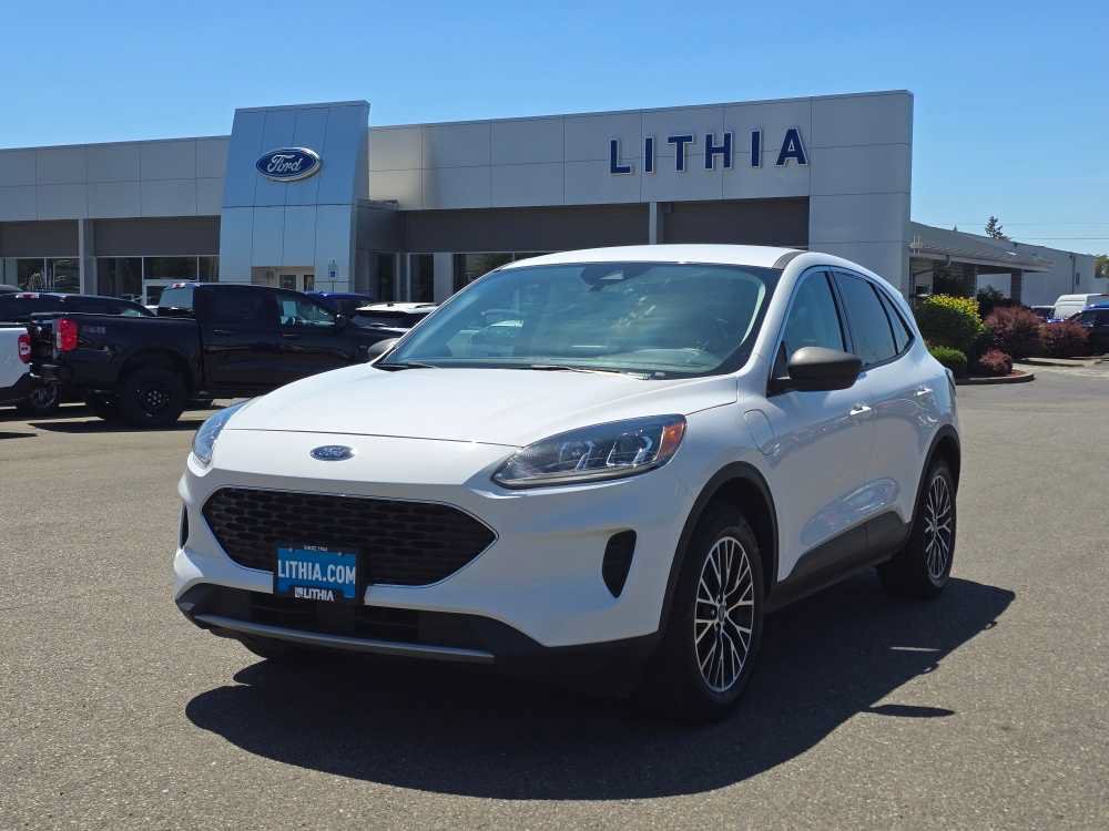 Certified 2022 Ford Escape SE w/ Convenience Package FWD image 1