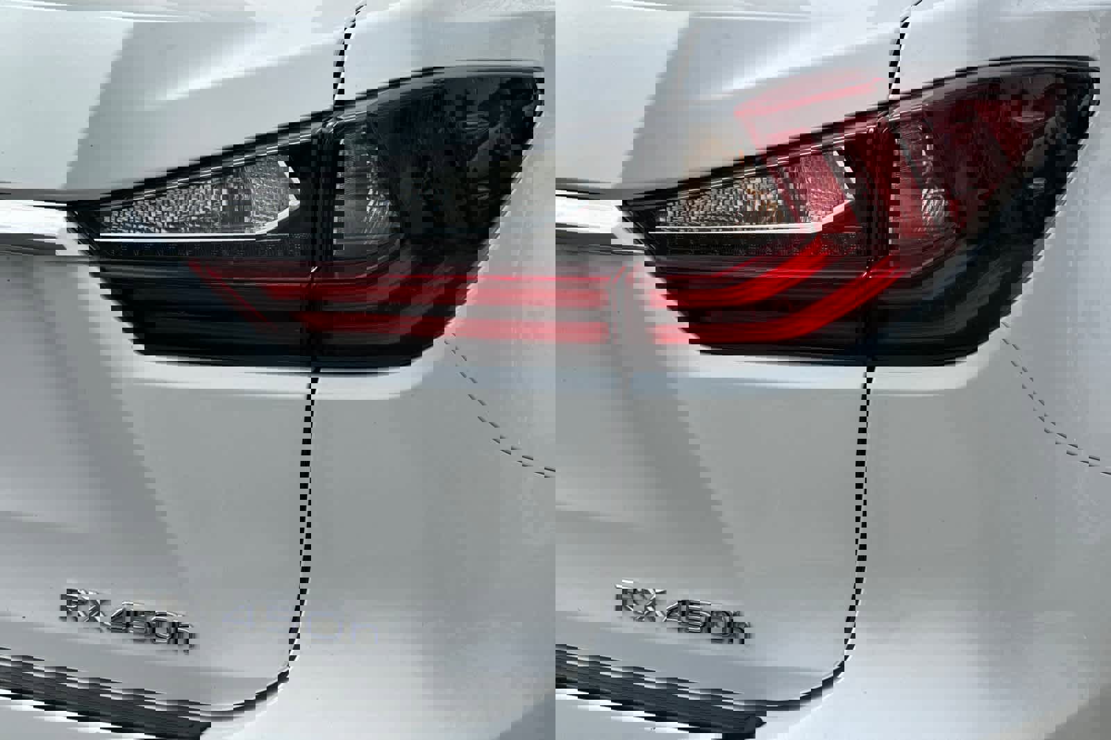 Used 2022 Lexus RX 450h AWD w/ Premium Package image 28