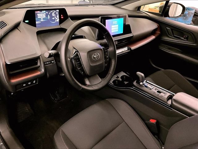 Used 2024 Toyota Prius Prime FWD image 12