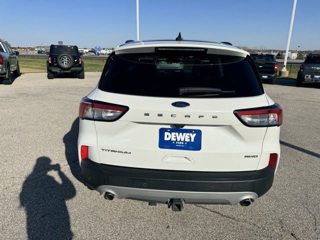 Certified 2022 Ford Escape Titanium w/ Class II Trailer Tow Package image 4