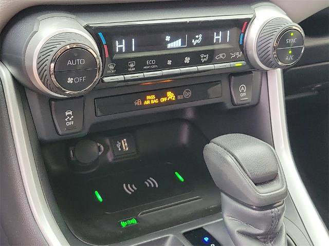 Used 2024 Toyota RAV4 XLE image 30