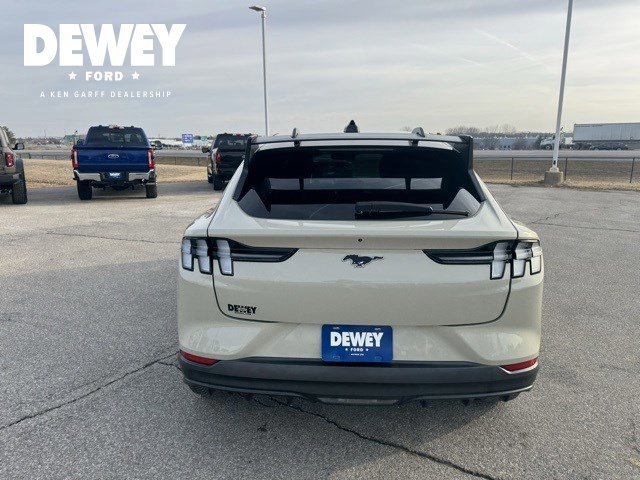 Certified 2025 Ford Mustang Mach-E GT image 4