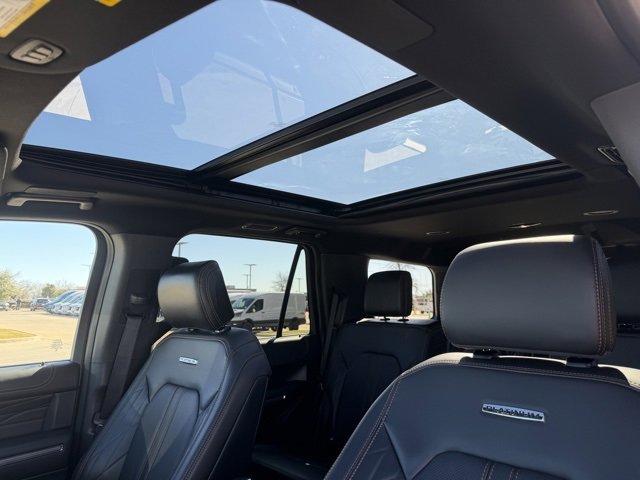 Certified 2024 Ford Expedition Platinum image 11