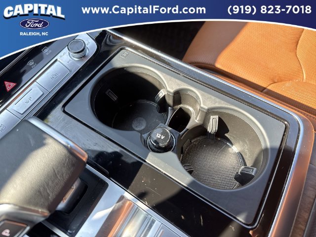 Used 2025 Audi Q8 Prestige AWD/4WD image 32