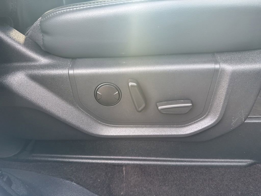 Certified 2023 Ford Expedition XLT image 36