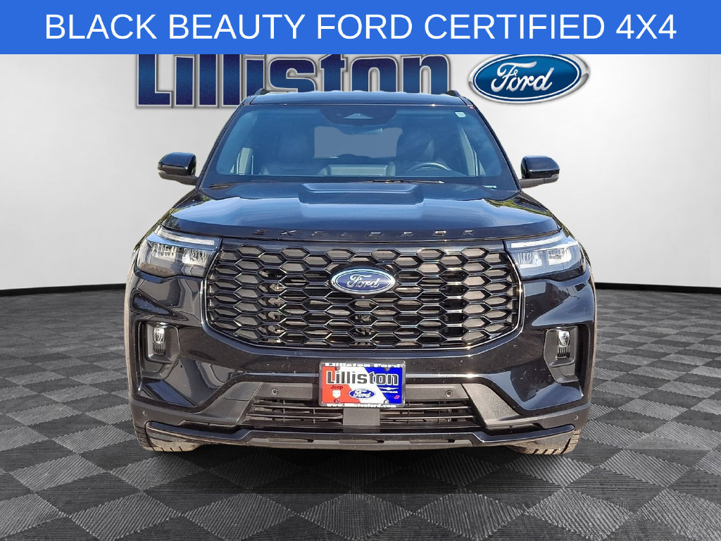 Certified 2025 Ford Explorer ST-Line AWD/4WD image 2