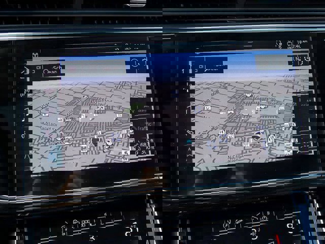 Used 2024 Audi Q7 3.0T Premium Plus image 25