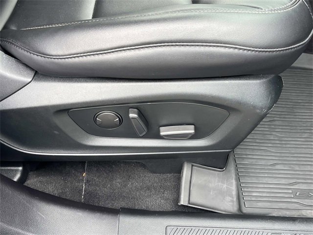 Certified 2022 Ford Explorer XLT w/ Equipment Group 202A image 25