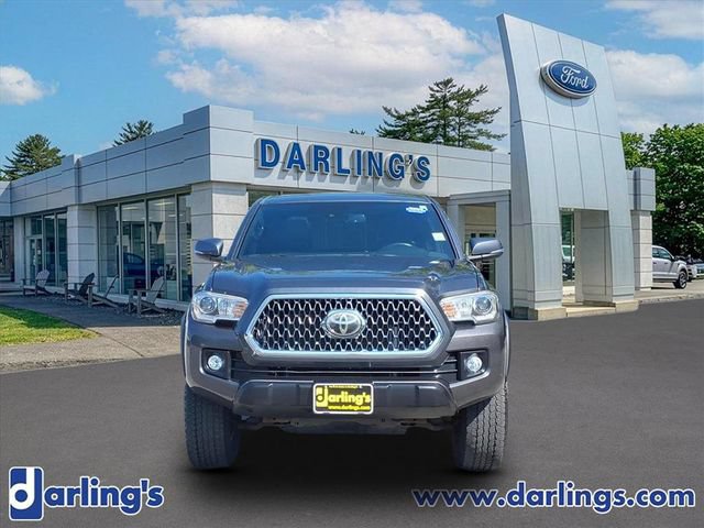 Used 2019 Toyota Tacoma TRD Off-Road w/ TRD Premium Off Road Package AWD/4WD image 2