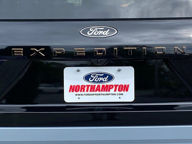 Certified 2025 Ford Expedition Tremor AWD/4WD image 11