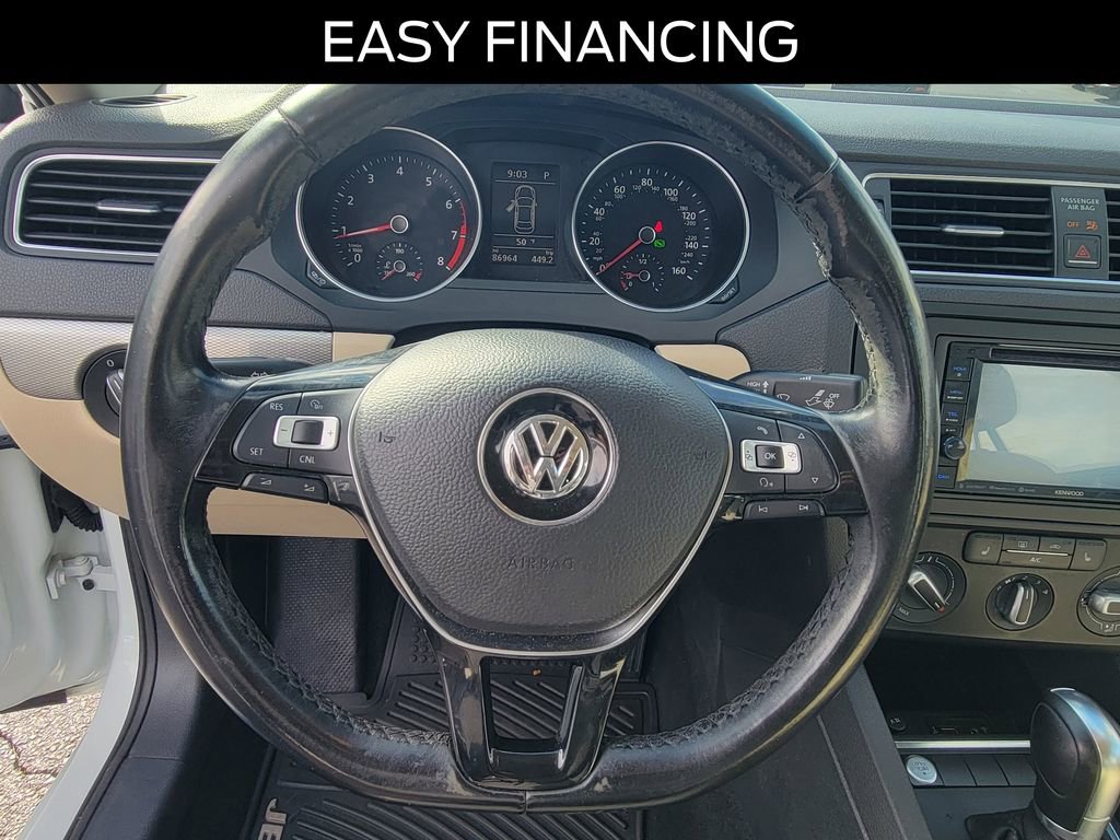 Used 2017 Volkswagen Jetta SE FWD image 19