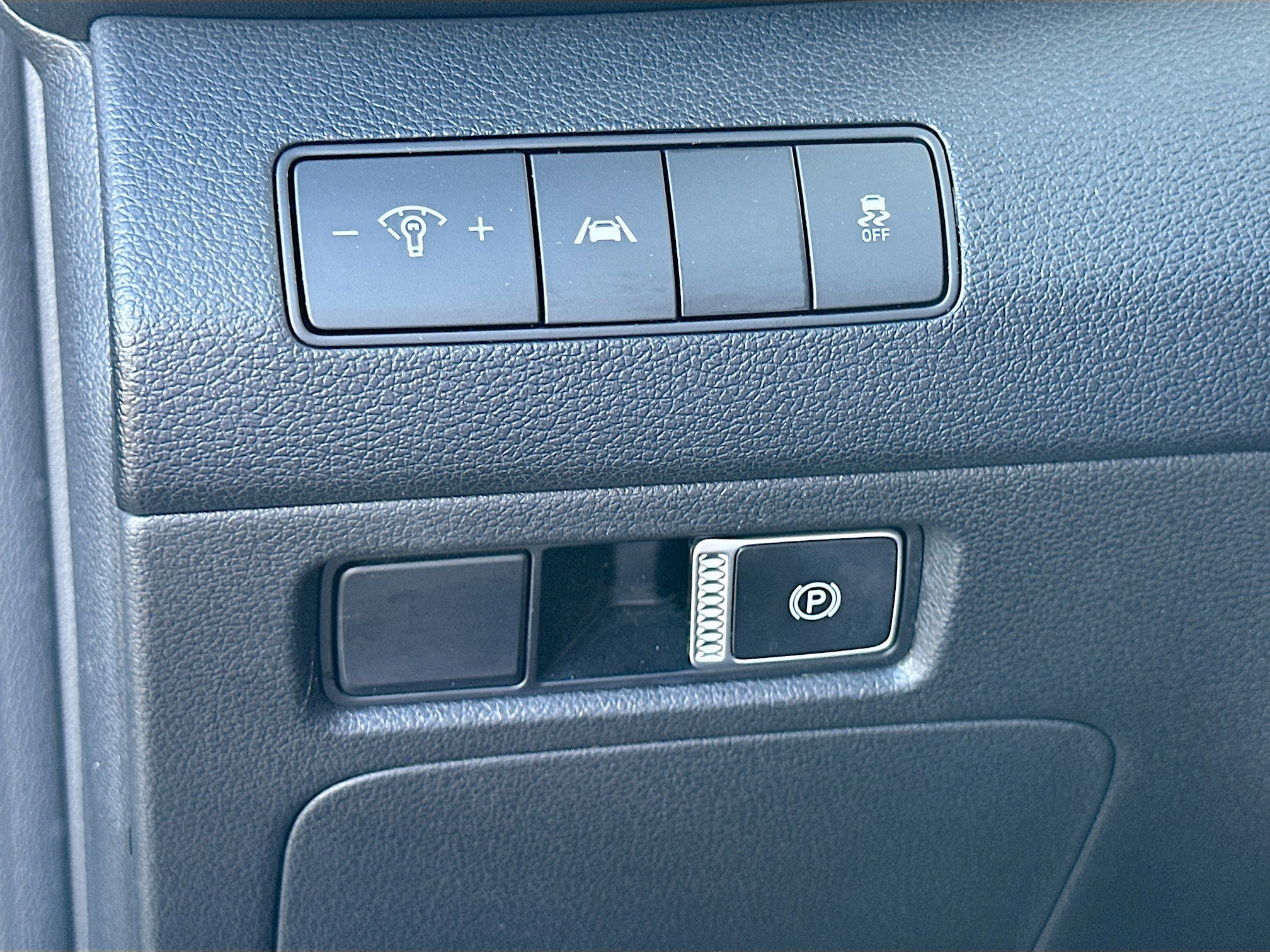 Used 2023 Hyundai Santa Fe SE image 10