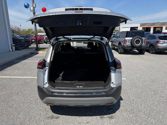 Used 2023 Nissan Rogue SV AWD/4WD image 9