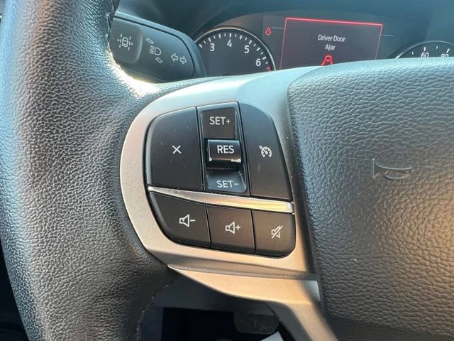 Certified 2023 Ford Explorer XLT w/ Equipment Group 202A AWD/4WD image 7