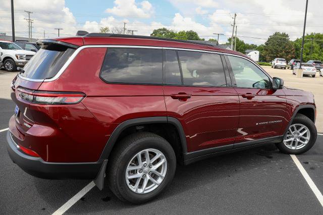 Used 2024 Jeep Grand Cherokee L Laredo w/ Luxury Tech Group I AWD/4WD image 9