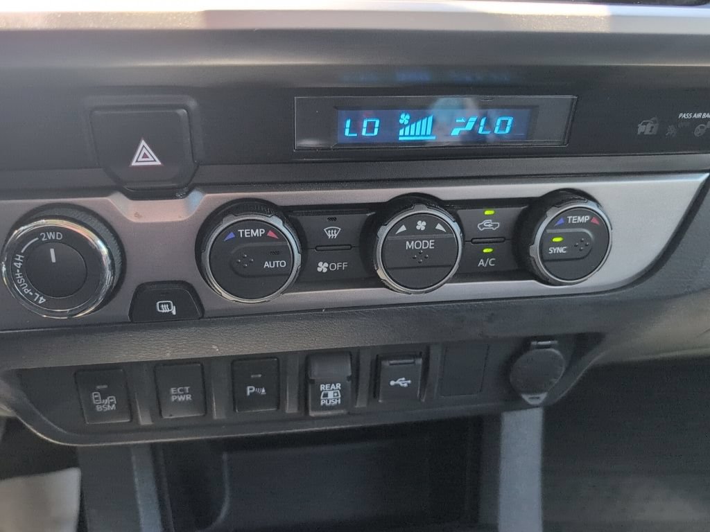 Used 2023 Toyota Tacoma SR5 AWD/4WD image 19