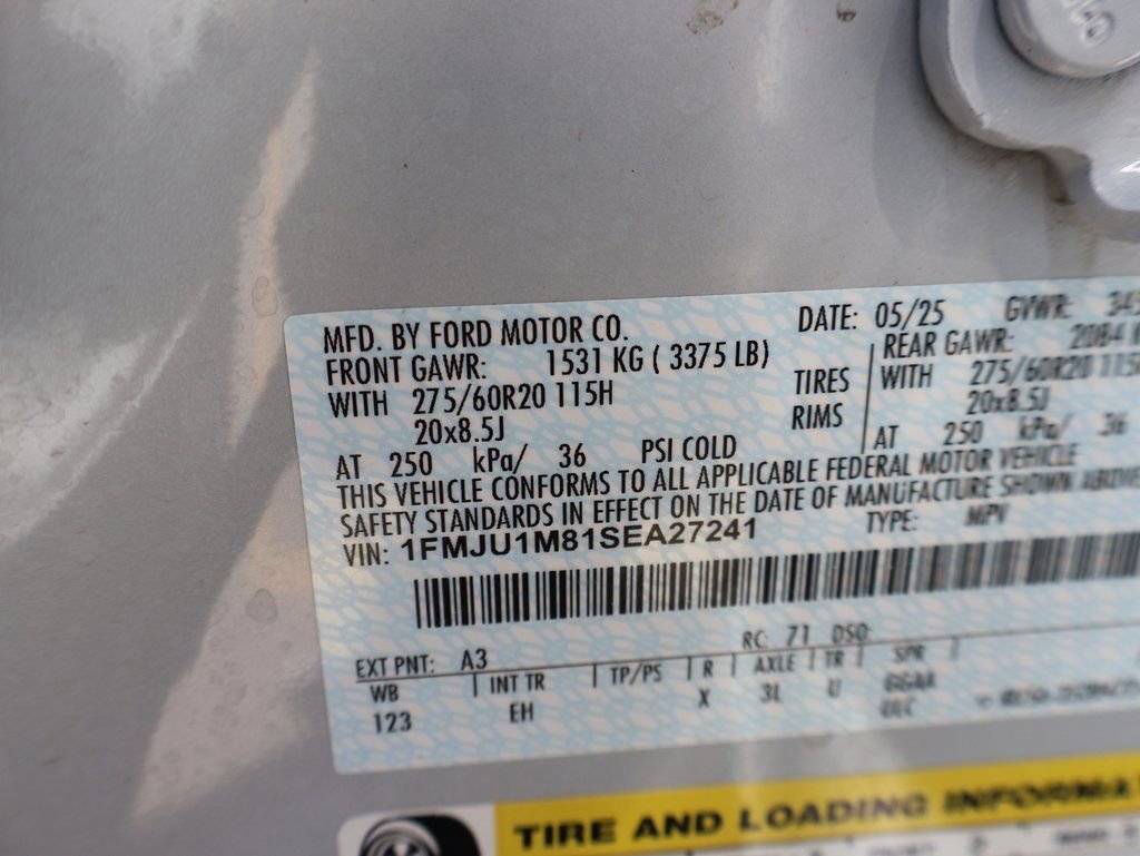 Certified 2025 Ford Expedition Platinum image 43