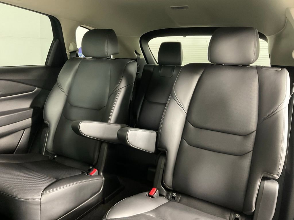 Used 2023 MAZDA CX-9 Touring image 16