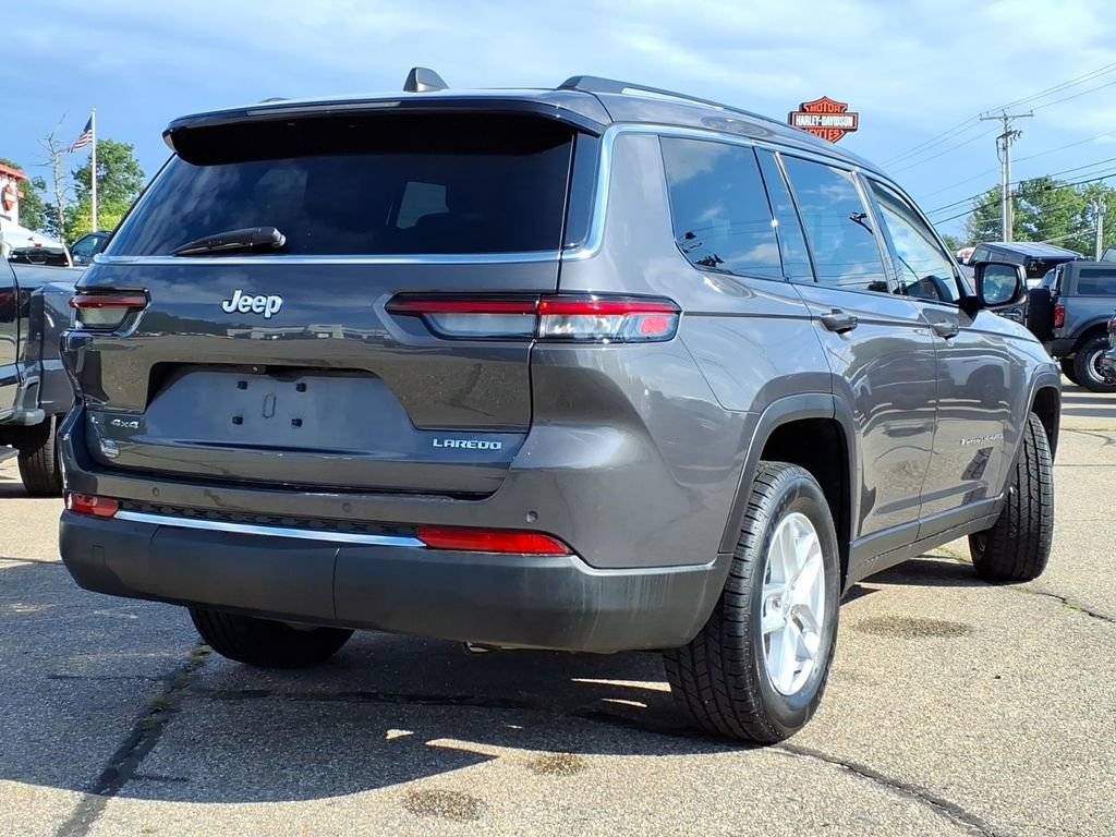 Used 2023 Jeep Grand Cherokee L Laredo w/ Trailer Tow Group (B) AWD/4WD image 4