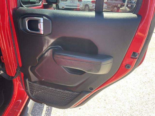 Used 2023 Jeep Gladiator Willys image 21