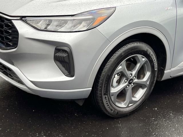 Certified 2024 Ford Escape ST-Line w/ Tech Pack #1 AWD/4WD image 8