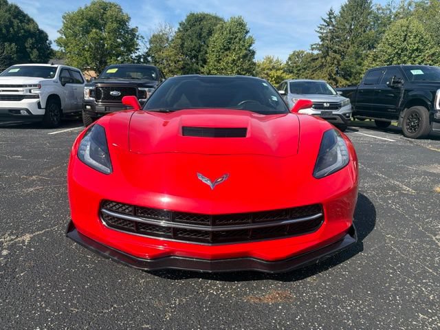 Used 2018 Chevrolet Corvette Stingray Coupe RWD image 3