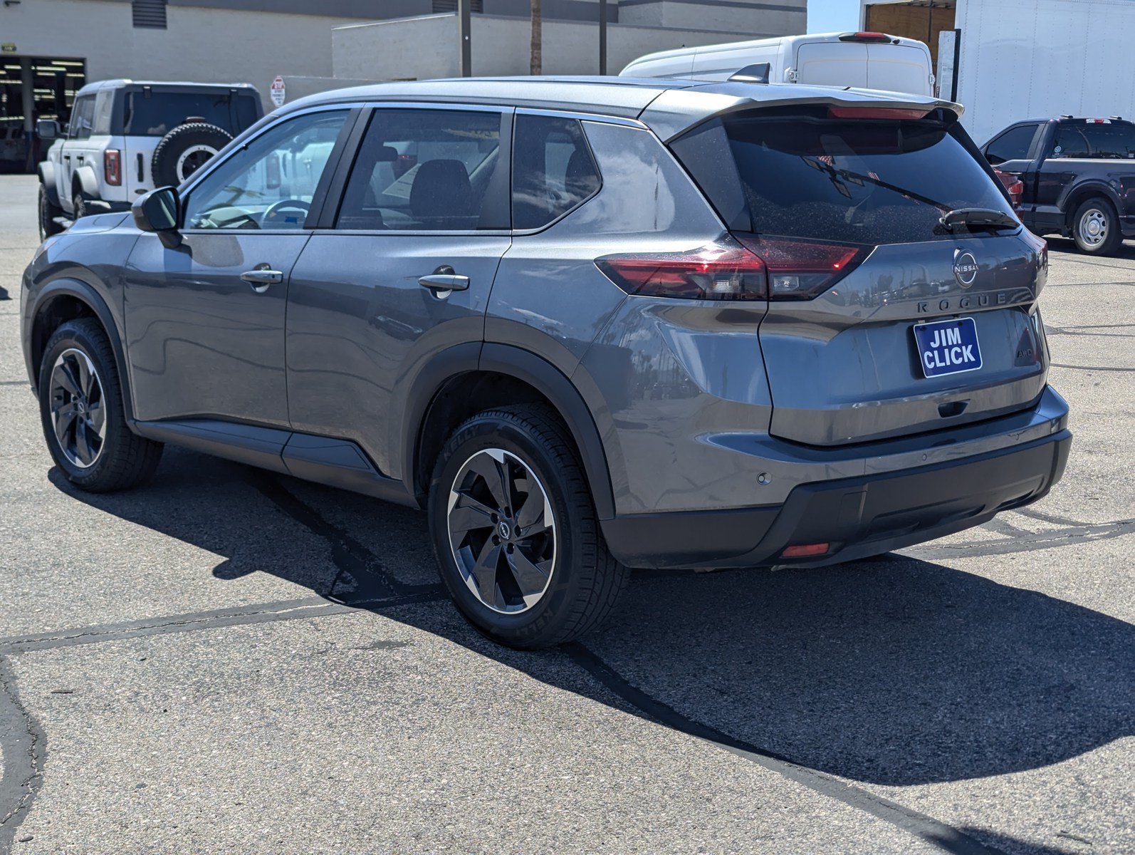 Used 2025 Nissan Rogue SV AWD/4WD image 4