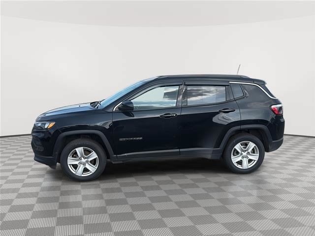 Used 2022 Jeep Compass Latitude w/ Convenience Group AWD/4WD image 24