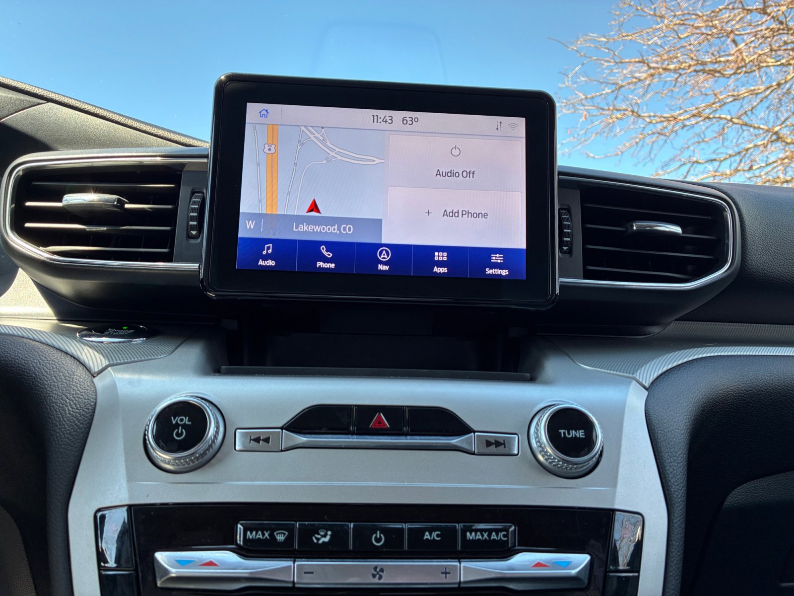 Certified 2021 Ford Explorer XLT w/ Equipment Group 202A image 12