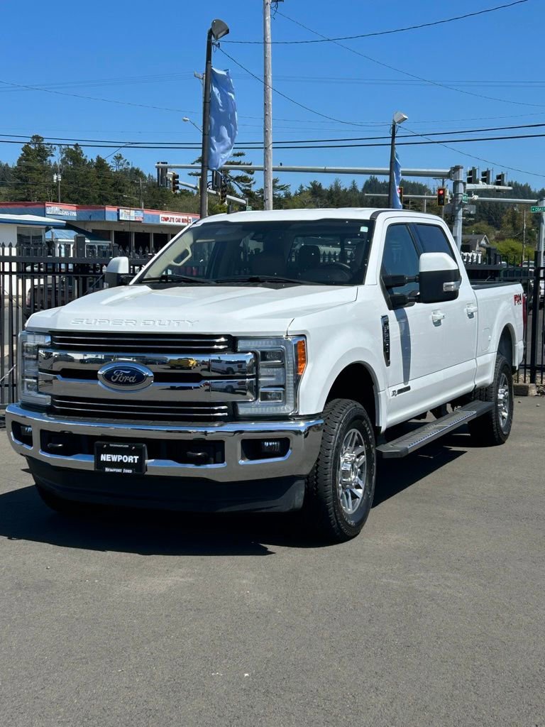 Certified 2019 Ford F250 Lariat w/ Lariat Ultimate Package AWD/4WD image 3