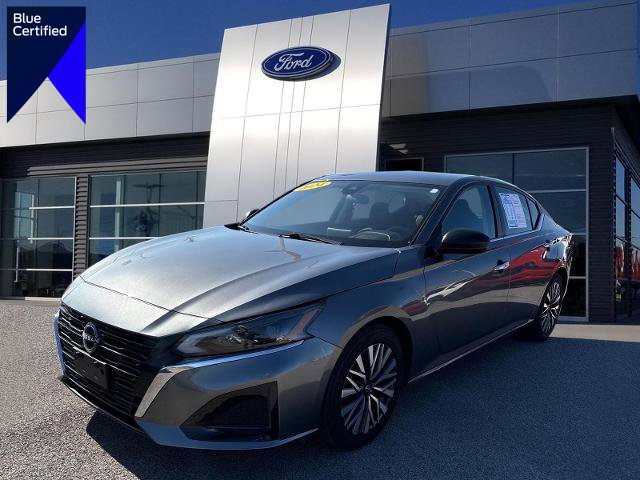 Used 2024 Nissan Altima 2.5 SV